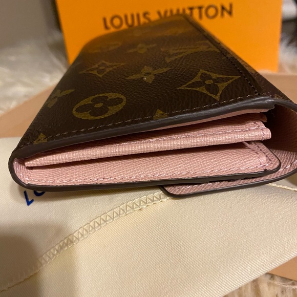 🔥💥LOUIS VUITTON Sarah Monogram Wallet💥🔥 - Picture 4 of 13
